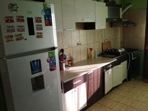 Închiriez apartament 3 camere