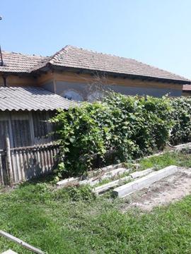 Casa de vanzare si teren intravilan in comuna Bragadiru