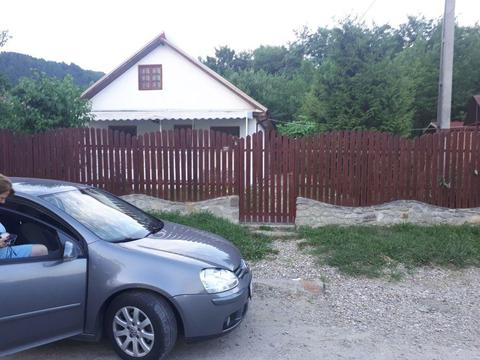 Casa în localitatea Sibiciu de Jos, comuna Pănătău, județul Buzău