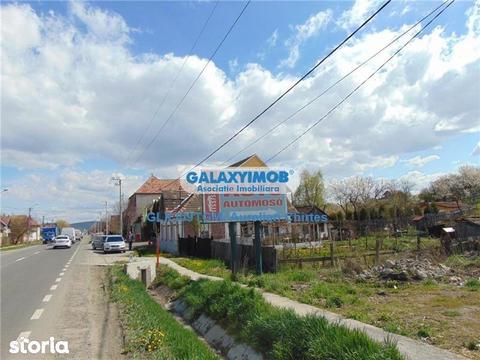 Vand teren la strada principala in Sangeogiu de