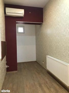 Spatiu comercial, Central, 68mp