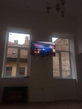 Vând apartament 2 camere, etaj 1, ultracentral lângă Cinema Arta