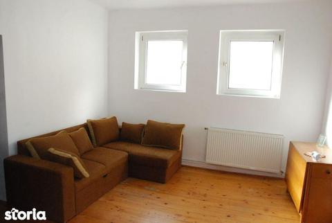 Vand apartament 2 camere Parneava