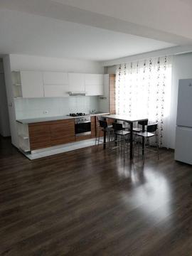 Apartament 3 camere, 70 mp, Et 2, Str Sucevei, Bloc nou, langa Selgros