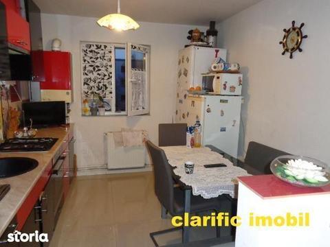 Apartament 3 camere etaj 3 , su- 68 mp , finisat