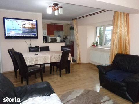 Apartament 4 camere decomandat , et 1 , Rodnei