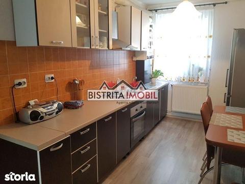 Apartament 3 camere, zona Han, parter, decomandat, finisat, mobilat