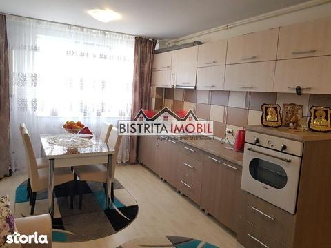 Apartament 3 camere, zona Subcetate, etaj 1, bloc nou, mobilat