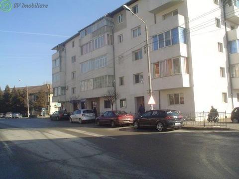 Vand Ap.3 Camere ,DE LUX,Zona Pipirig,Dec-dat,Parter,Str Ardealului