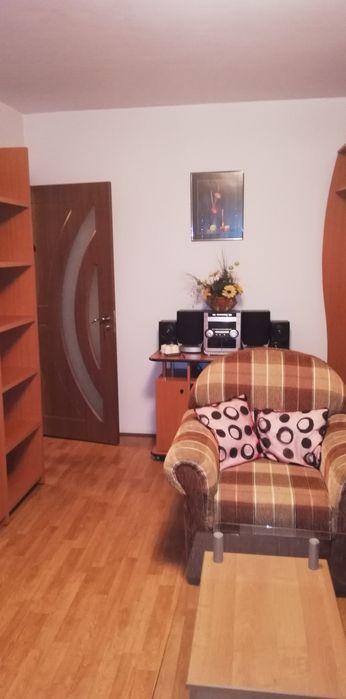 Apartament decomandat 2 camere, liber, Cornițoiu