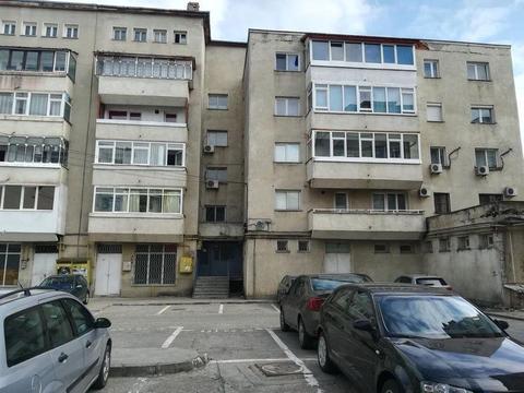 R01905 Apartament 4 camere  Licitatie 30.03.2020