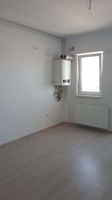 Închiriez Apartament