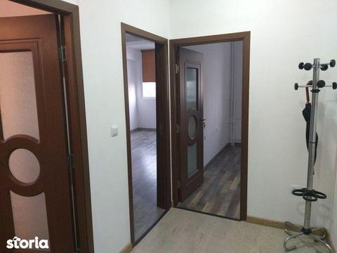 CENTRU REPUBLICA - Apartament foarte curat in bloc cu lift !