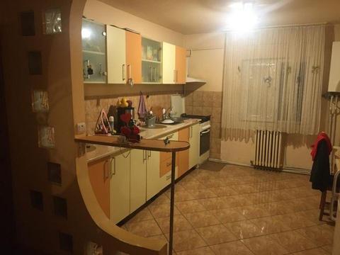 Vand apartament cu 3 camere!