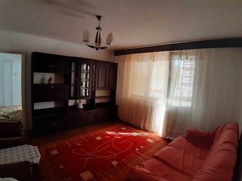 Vand apartament 3 camere