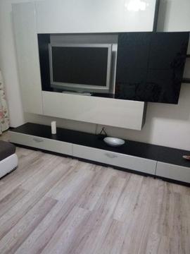 Închiriez apartament modern, 2 cam