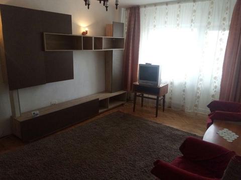 Inchiriez apartament 2 camere mobilat.decomandat Unirii ACR