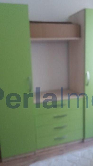 Apartament cu 4 camete, mobilat si utilat, centrala pe gaz, central