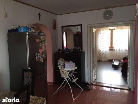 Zona Maniu apartament 3 camere mobilat utilat