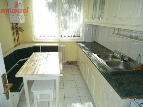 DD/243 De închiriat apartament cu 3 camere în Tg Mureş - Bălcescu