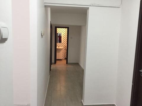 Inchiriez apartament 3 camere