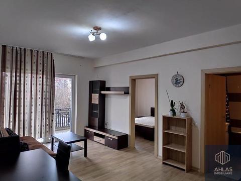 Apartament cu 2 camere, zona Lipovei
