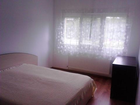 Inchiriez apartament doua camere