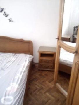 Inchiriez apartament