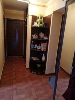 Ofer spre închiriere apartament cu 2 camere