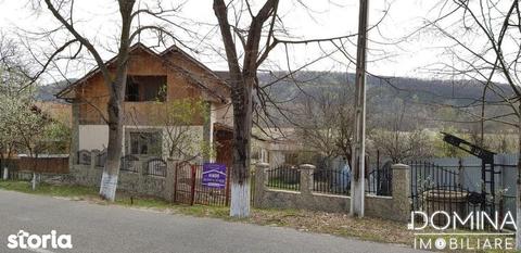 Vânzare casă situată în Comuna Bălănești, Sat Bălănești