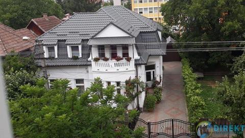 Casa individuala , situata pe strada Nicolae Balcescu !
