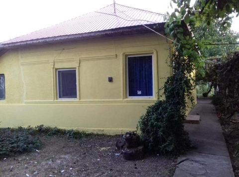 Vand casa cu gradina 2500mp in Buciumeni-Calarasi, 25 km de Bucuresti