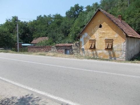 Casa de vanzare Bozovici