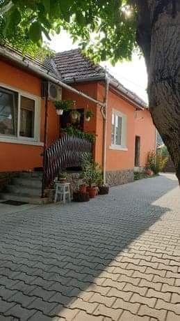 Vand casa in Ernei/ aproape de oras