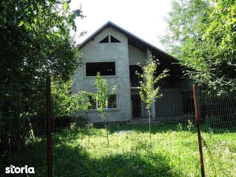 Vanzare vila 6 camere, zona superba, in Drajna de Jos