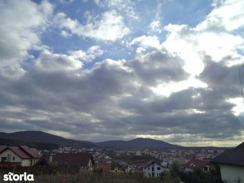 Pozitie minunata, intre case, zona Gradina Poporului,8Ari