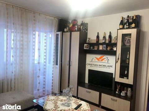 Apartament 2 camere cu balcon etajul 1, Cetate-Bulevard