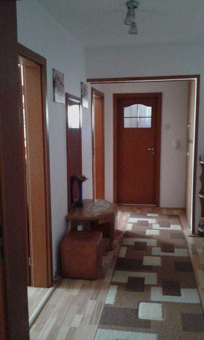 Vand/schimb apartament cu casa