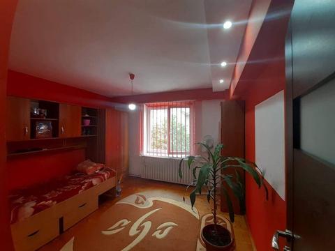 Vand apartament 3 camere