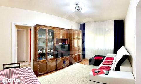 Apartament trei camere de vanzare, Rogerius, Oradea AV089