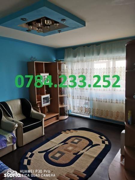 Apartament 3 camere,zona Vidin,etaj 2,id 12780