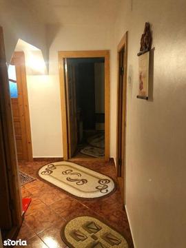 Vanzare apartamnet 3 camere zona Dorobanti