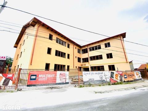 Vânzare apartament 3 camere în Târgu Jiu, strada Ana Ipătescu