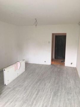Vand garsoniera zona micro 4