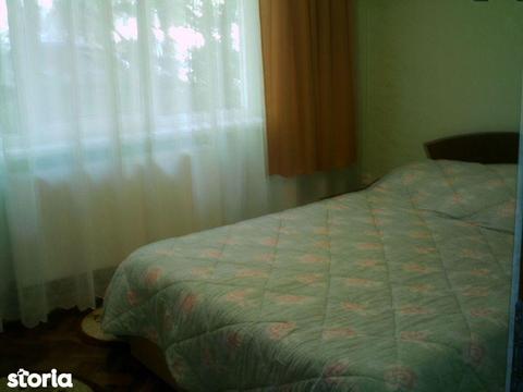 Apartament zona Parangu
