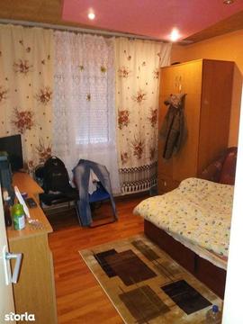 Apartament 3 camere,decomandat,zona Micro 5