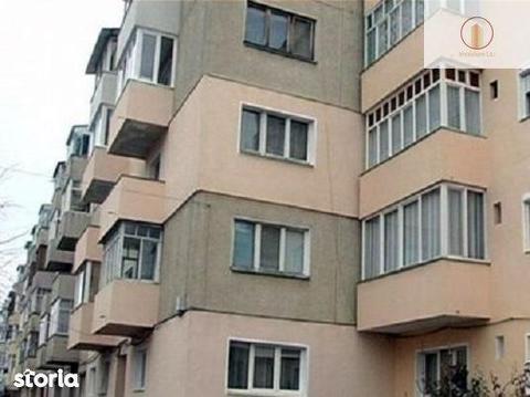 Cv 646 OCAZIE Apartament cu 3 camere decomandate, str. Vlad Tepes