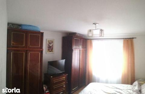 2 camere, Decomandat, Central