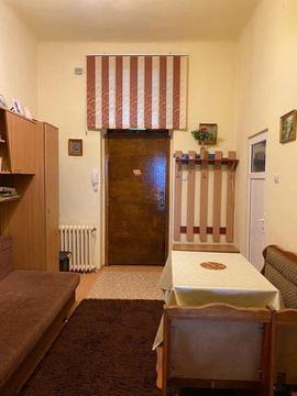 Proprietar cand apartament