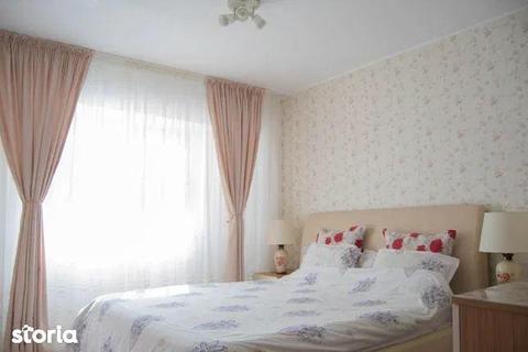 Apartament cu 3 camere =Cartier E3 etajul 1